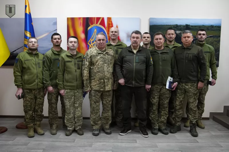 Олександр Кузьмук вручив нагороди тероборонівцям: важливий внесок в оборону України