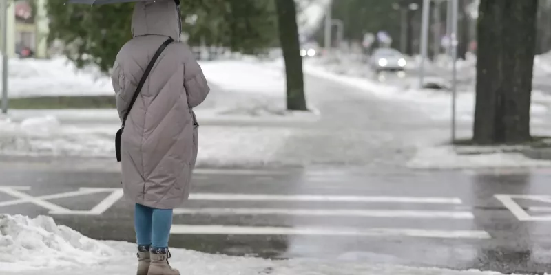 Погода в Україні: синоптики прогнозують дощі та теплі дні на півдні країни