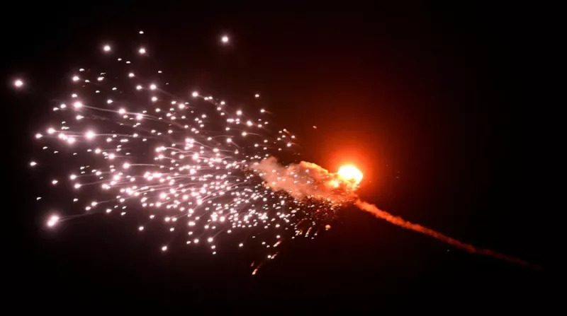 Повітряна тривога в Києві: балістичні атаки та вибухи в столиці серед ночі