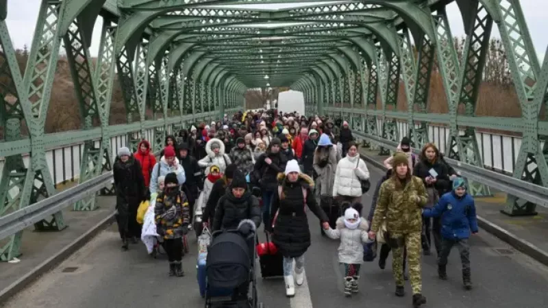 Повітряна тривога в Києві: балістичні атаки та вибухи в столиці серед ночі
