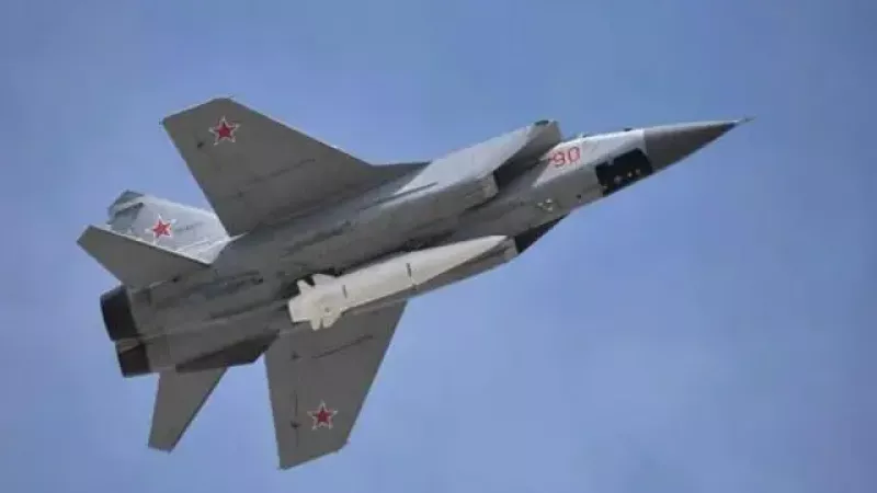 Повітряна тривога в Києві: балістичні атаки та вибухи в столиці серед ночі