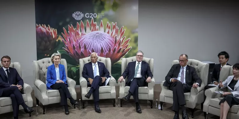 Путін посміхається: Борис Джонсон розкритикував американський "мирний план" для України