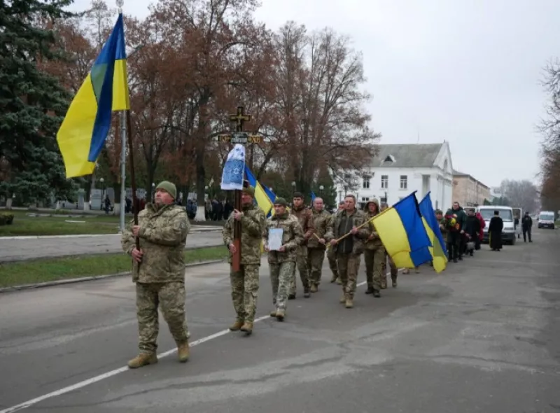 Роменська громада в скорботі: прощання з героєм Олегом Близнюком