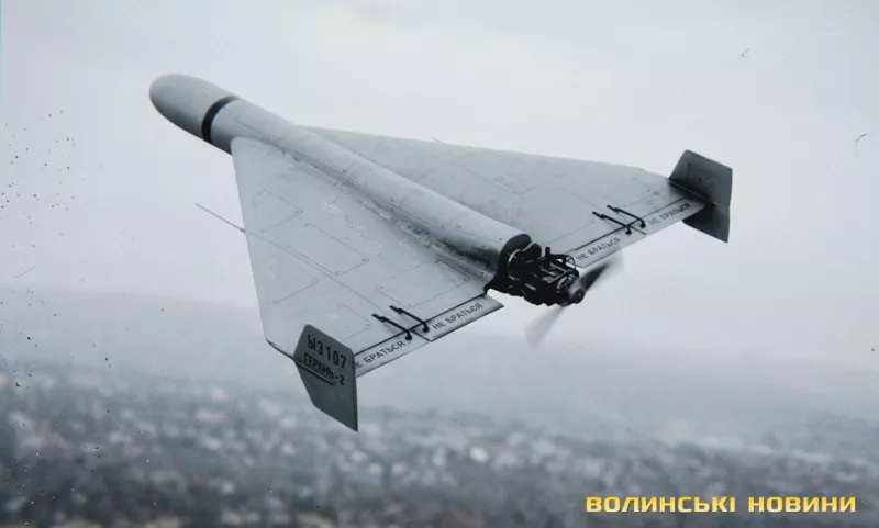 Російська дронова атака на енергообʼєкт: понад 30 тисяч абонентів без світла у Нововолинську