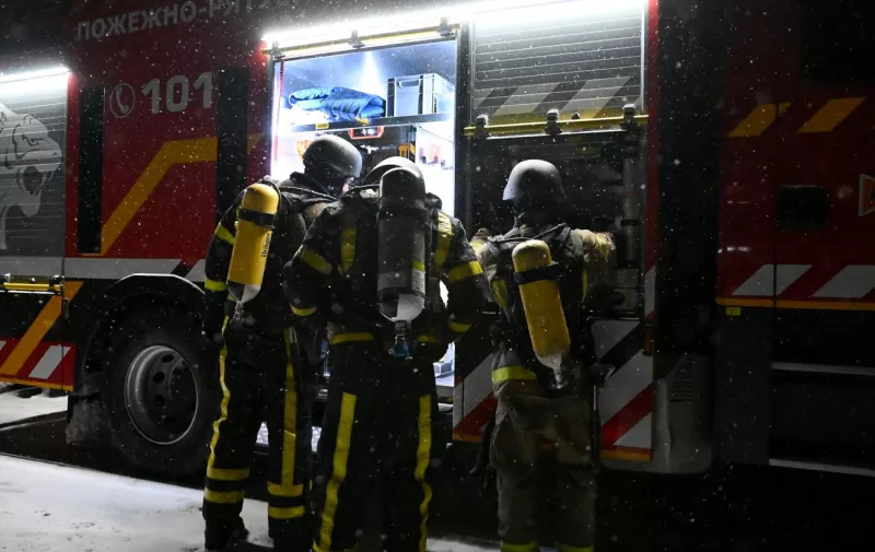 Російські війська атакували Київ балістичними ракетами та дронами вночі