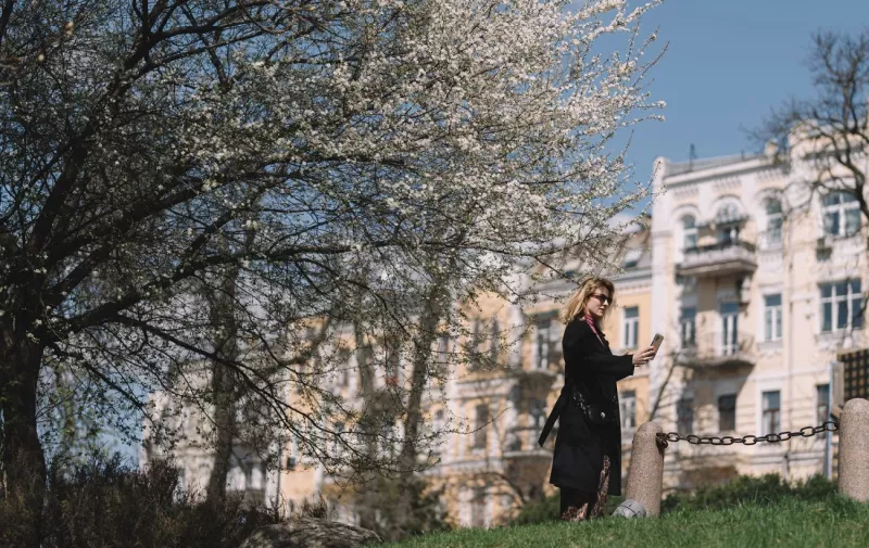 Тепла погода та дощі: прогноз на сьогодні в Україні від Укргідрометцентру