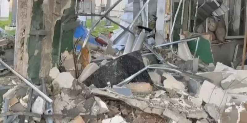 Вибухи в Одесі: російські війська атакують цивільну інфраструктуру та рятувальників