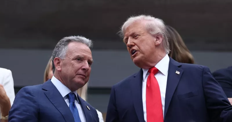 Віткофф радить Ушакову, як донести мирний план США до Трампа: деталі розмови