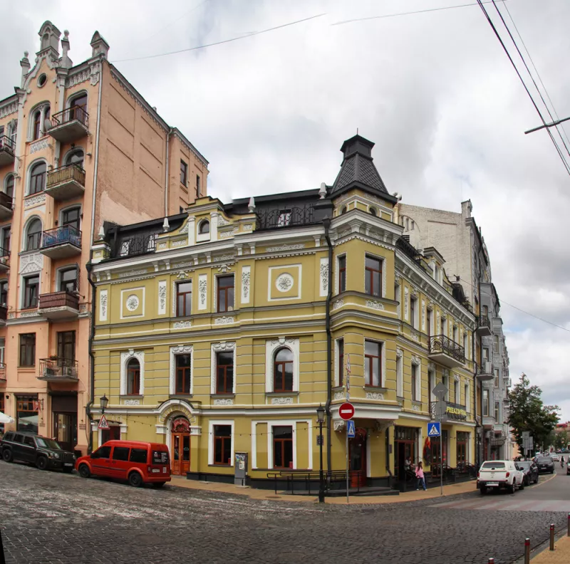 Андріївський узвіз 2-а: історія будинку, що пережив вогняну катастрофу