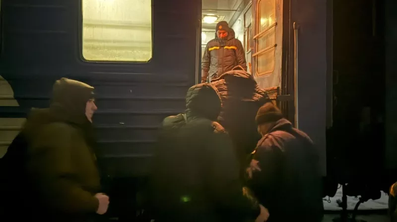 Харківщина: відновлено рух потяга після ворожого обстрілу