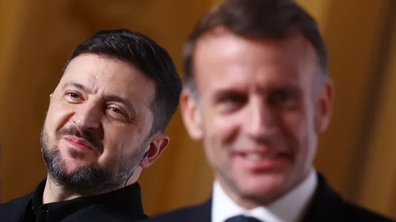 Макрон і Зеленський обговорили переговори в Абу-Дабі та російські атаки